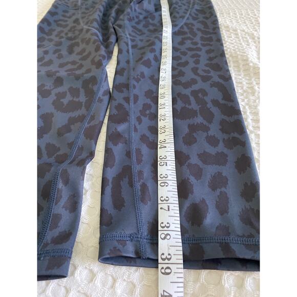 CompressionZ‎ Women's 5XL High Waist Leopard Print Leggings Side Pockets - Picture 6 of 7